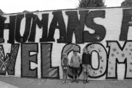 Graffitti Humans Welcome