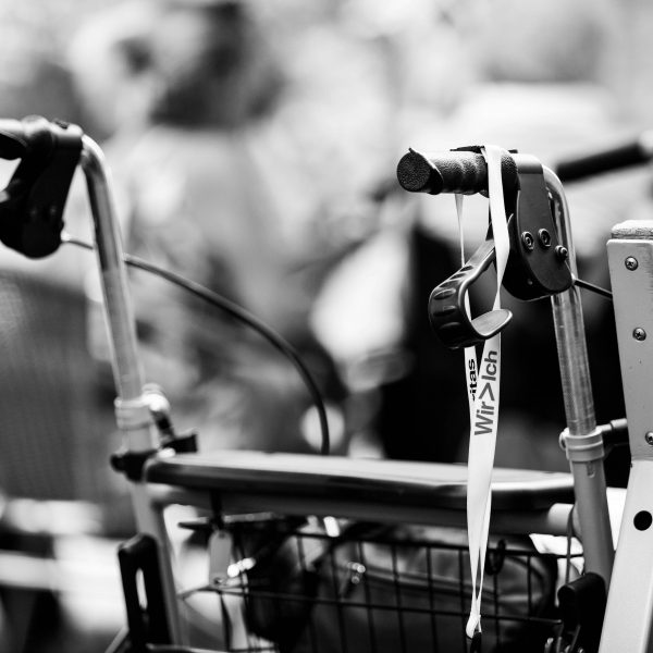 Sicher unterwegs mit dem Rollator